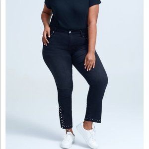 Seven7 Mid-Rise Skinny Jeans with Pearls & Studds size 20W